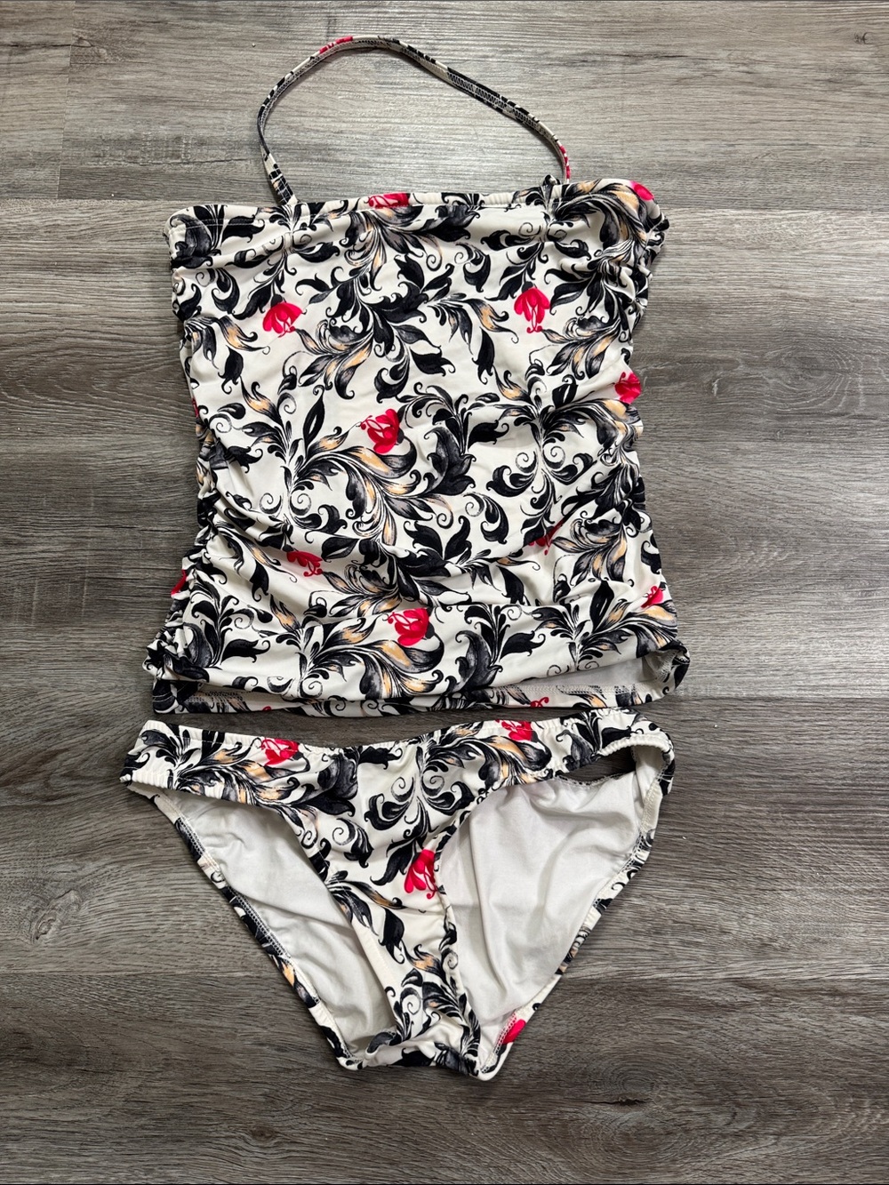 VENUS Black, Cream, and red Printed Swimwear Tankini